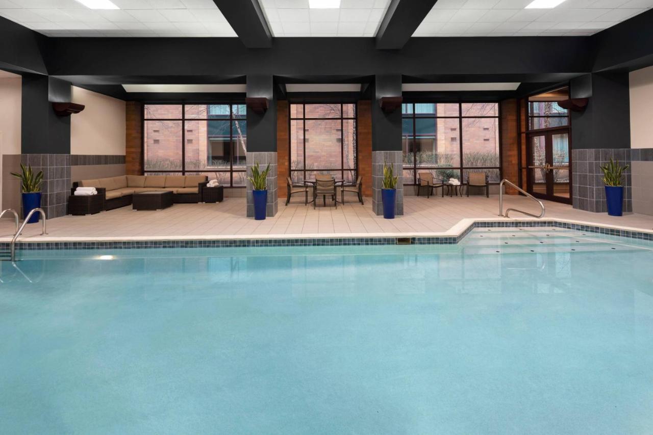 Pittsburgh Marriott North Hotel Cranberry Township Buitenkant foto